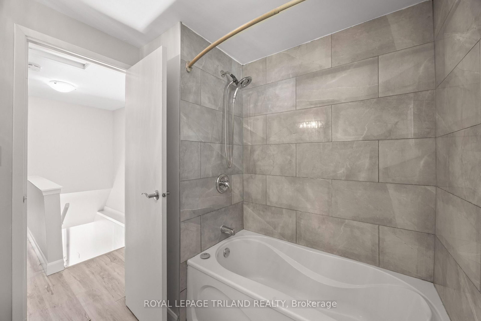 1767 Aldersbrook Road • London North, ON photo 16