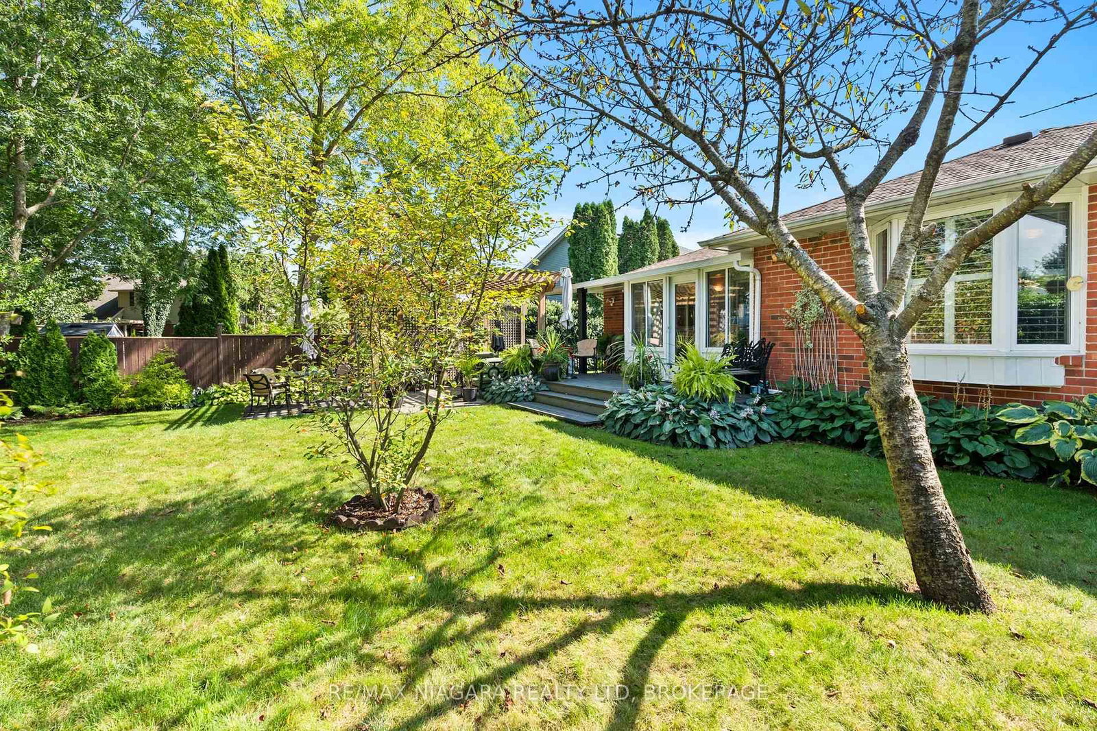 54 The Promenade • Niagara-on-the-Lake, ON photo 37