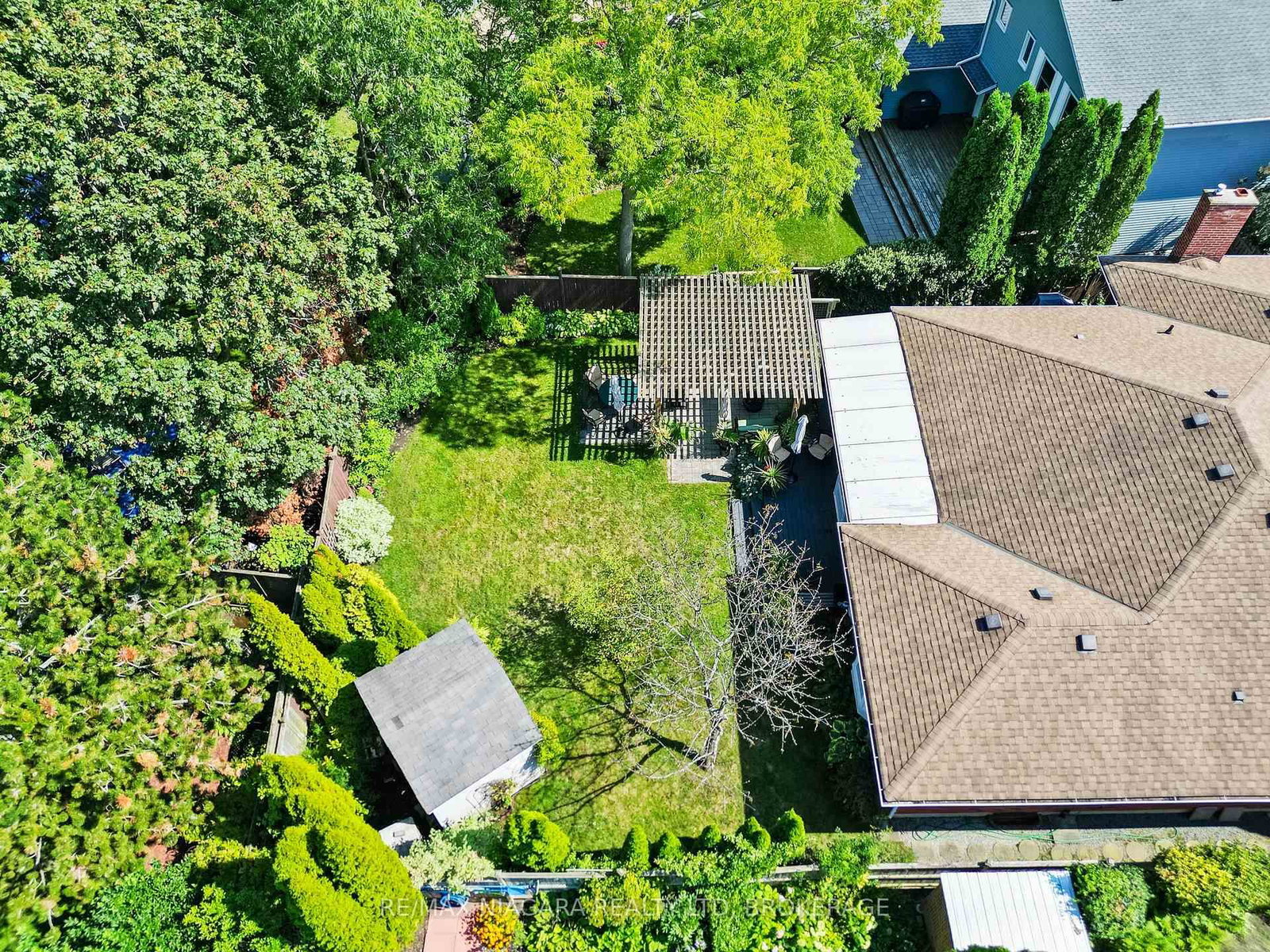 54 The Promenade • Niagara-on-the-Lake, ON photo 39