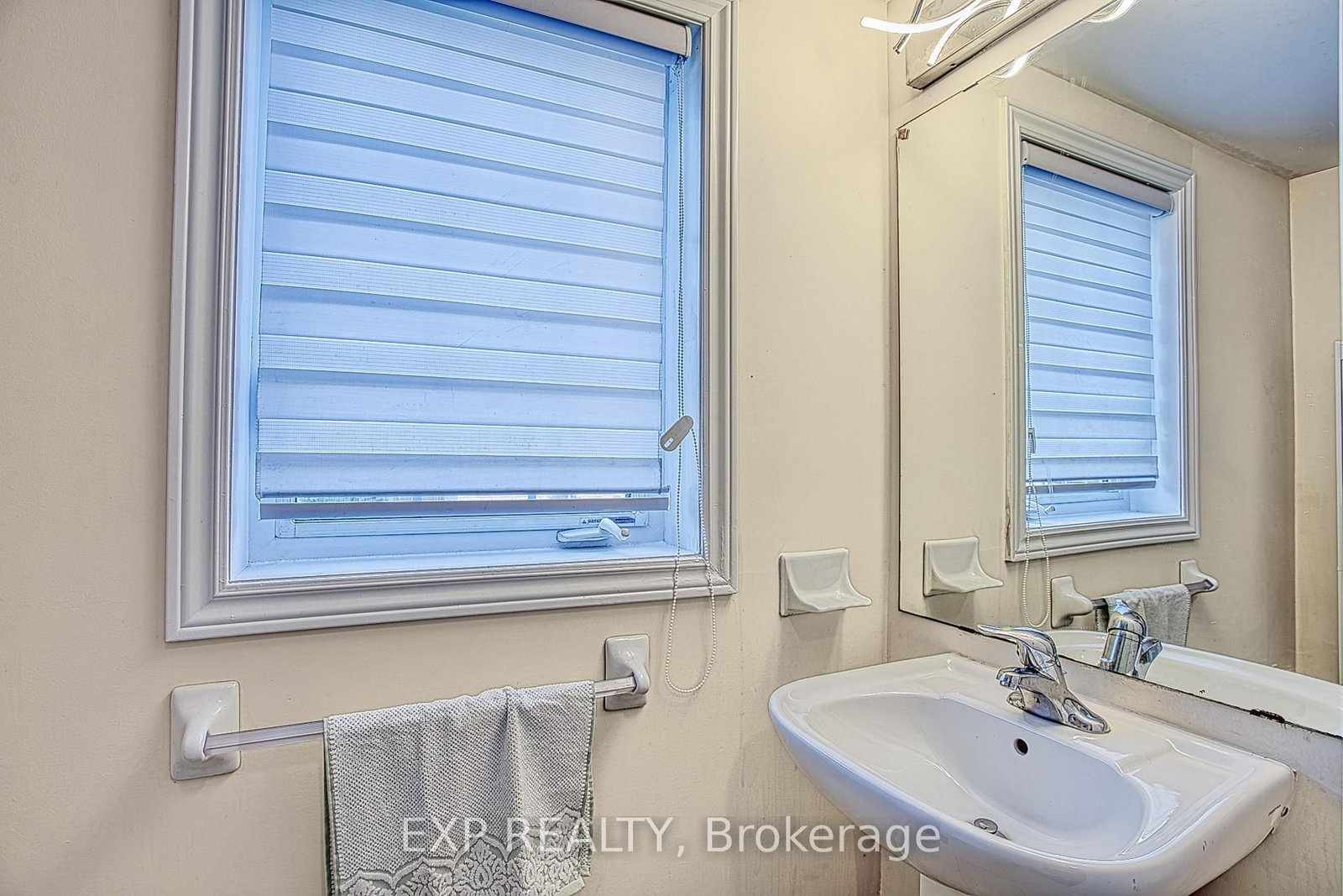 61 Mayland Trail • Hamilton, ON photo 20