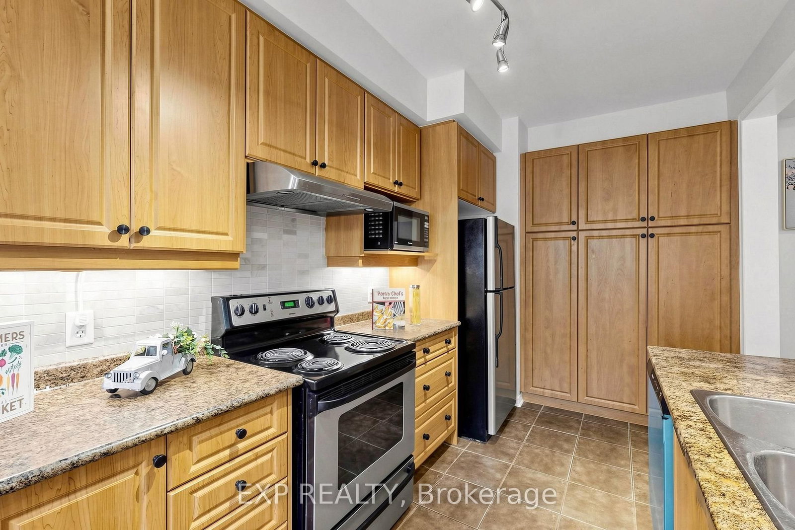 2-28 Doon Mills Drive • Kitchener, ON photo 20