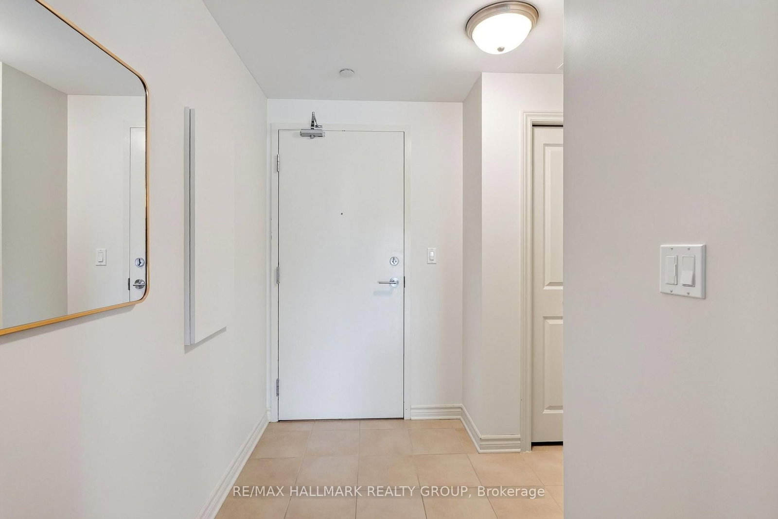 120 Prestige Circle • #206 • Ottawa, ON photo 3