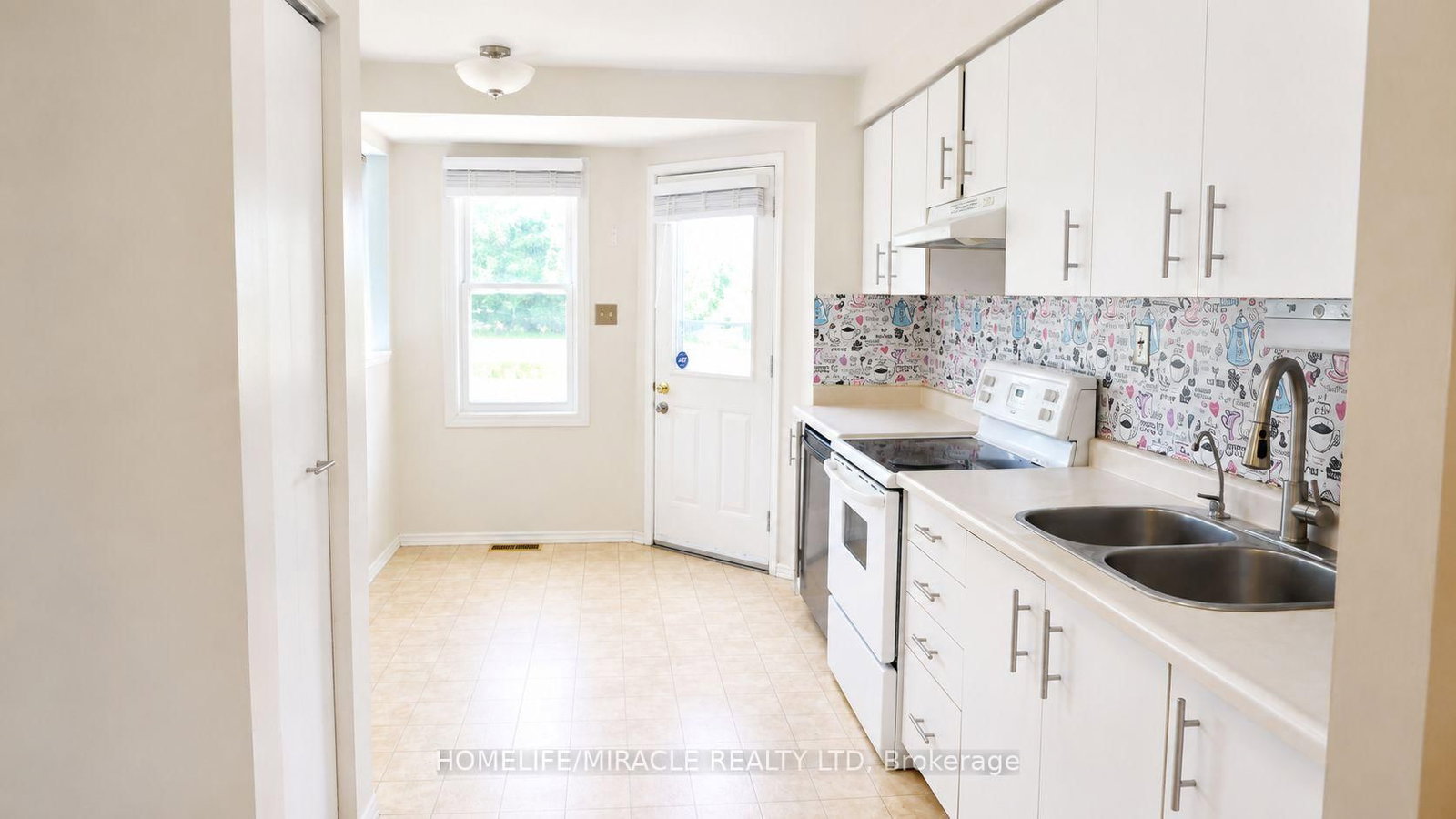 10 Holborn Court • #38 • Kitchener, ON photo 6