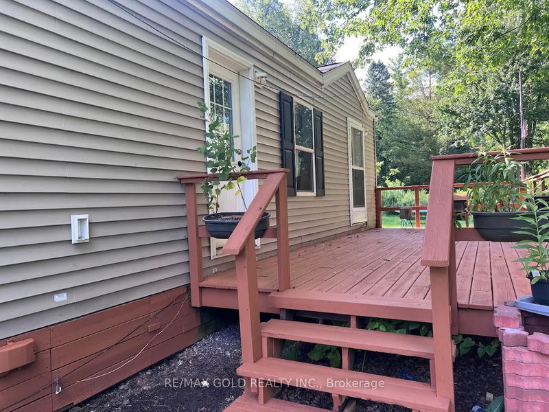 5 - 292 Freelton Road