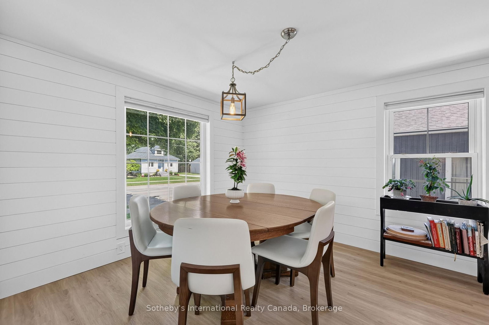 131 Bruce Street S • Blue Mountains, ON photo 7