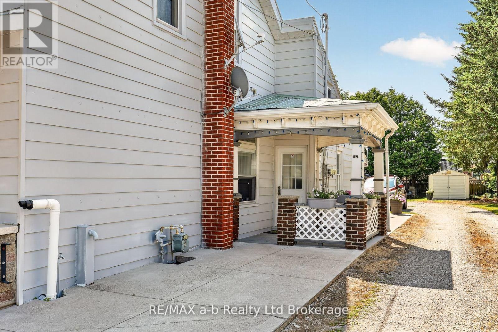 133 Dundas Street W • Zorra, ON photo 3