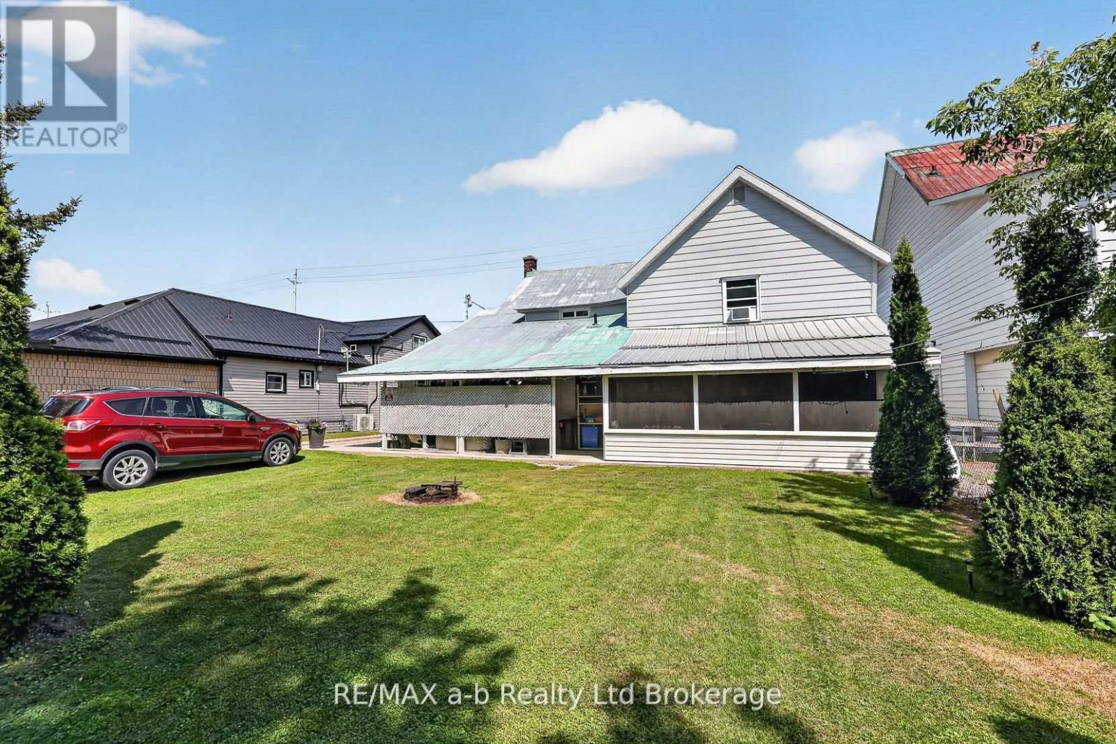 133 Dundas Street W • Zorra, ON photo 6