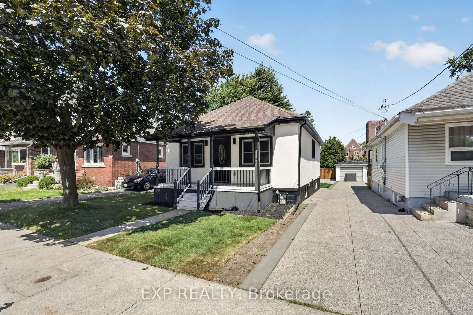 43 Brucedale Avenue E • Hamilton, ON photo 2