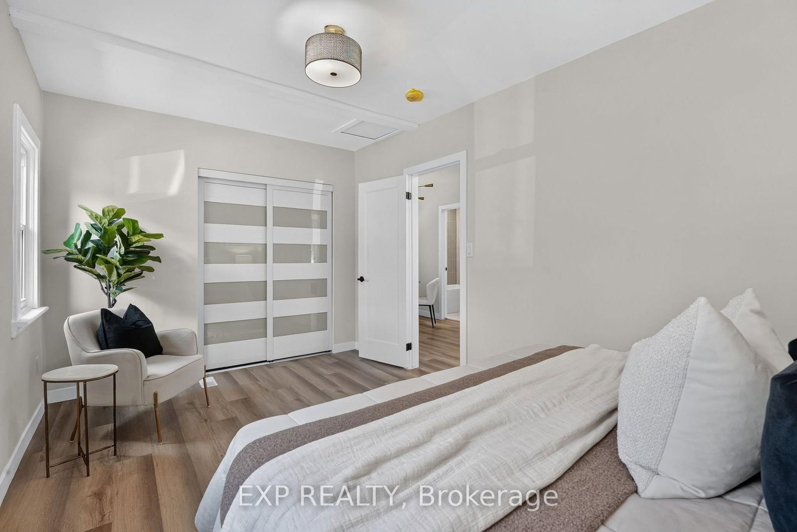 43 Brucedale Avenue E • Hamilton, ON photo 26