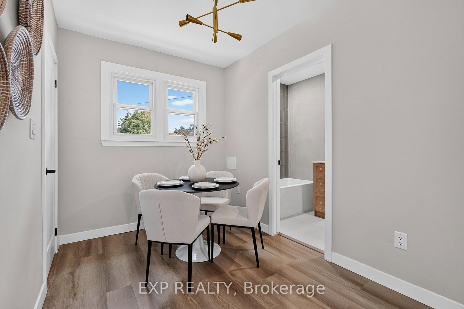 43 Brucedale Avenue E • Hamilton, ON photo 27