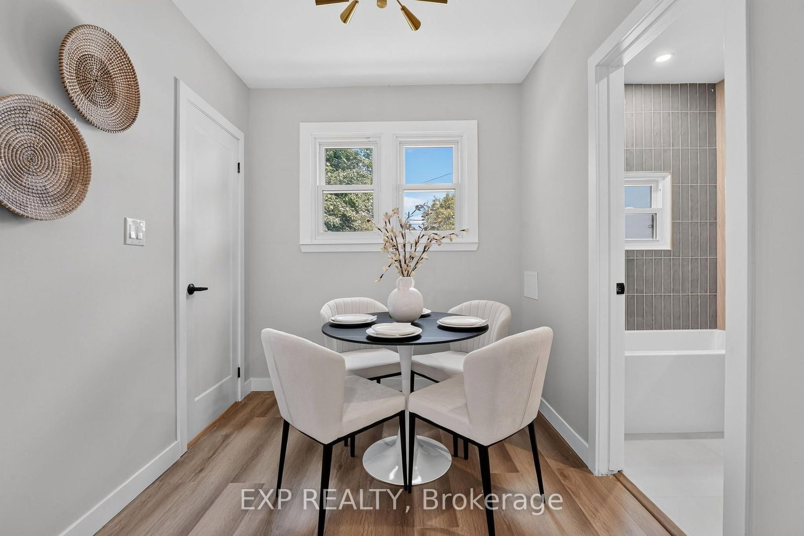 43 Brucedale Avenue E • Hamilton, ON photo 28