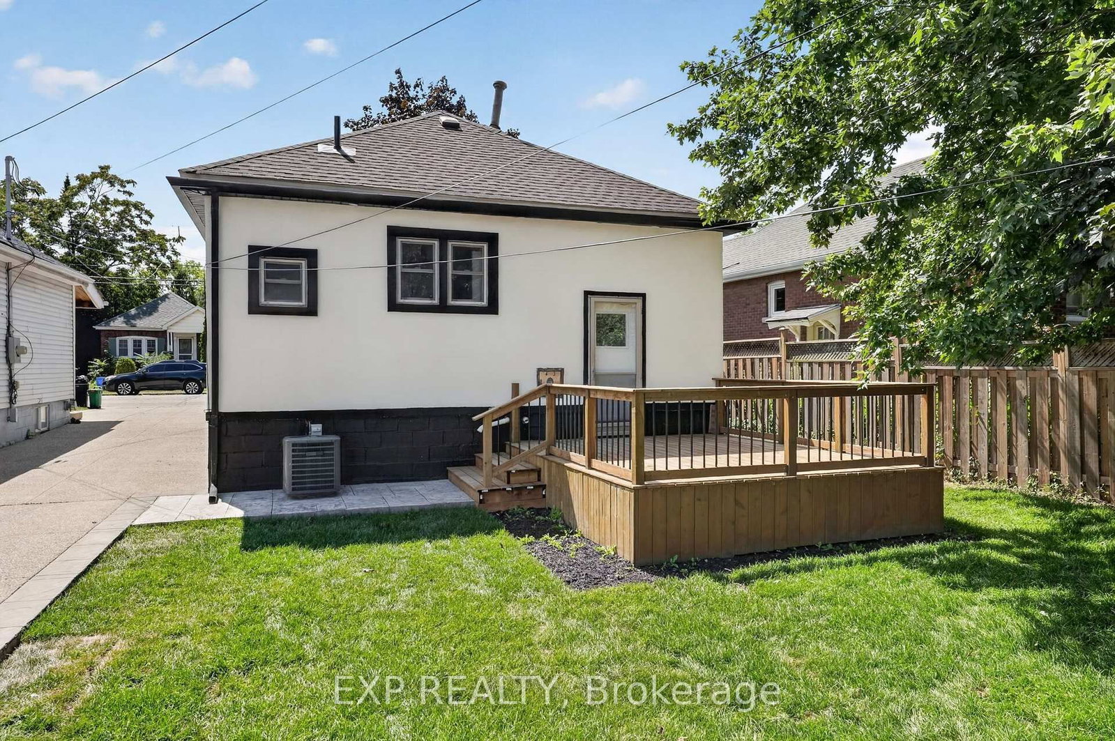 43 Brucedale Avenue E • Hamilton, ON photo 47