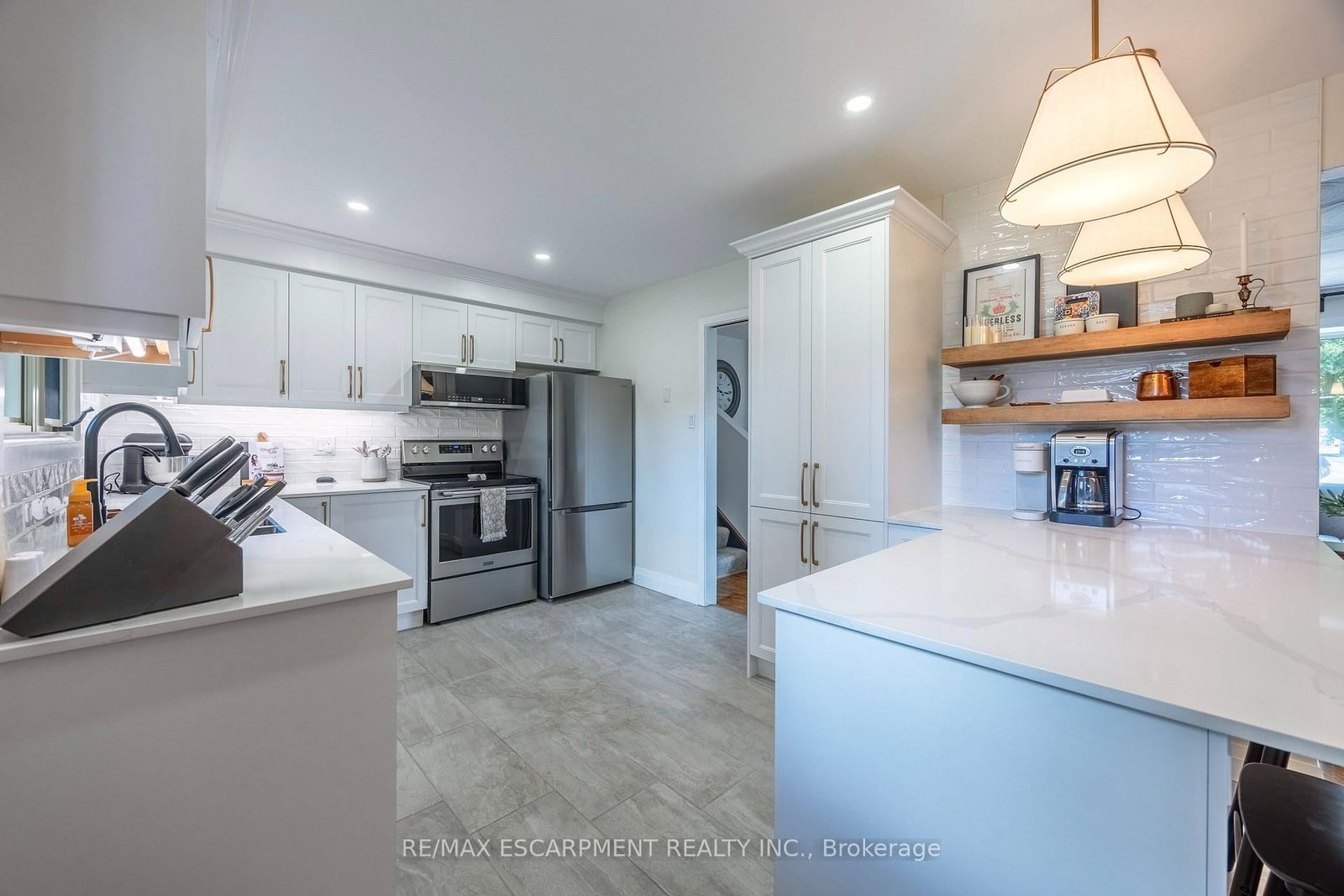 9 Normandy Circle • Norfolk, ON photo 10