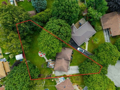 9 Normandy Circle • Norfolk, ON photo 3