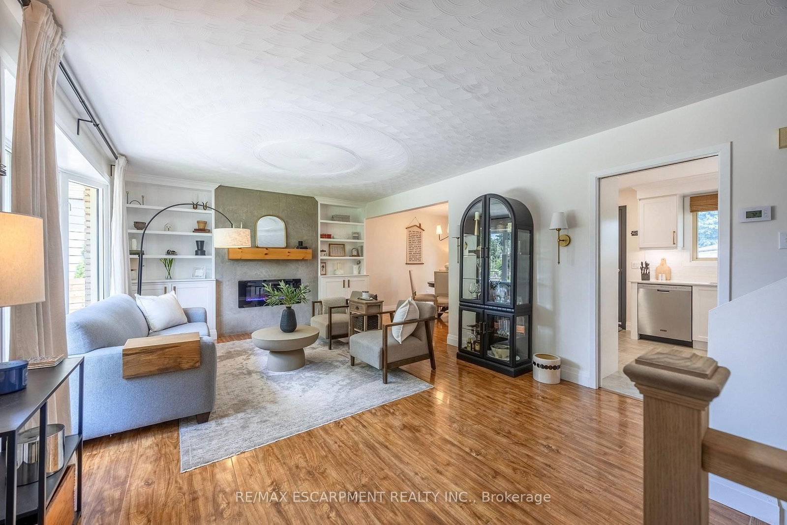 9 Normandy Circle • Norfolk, ON photo 5