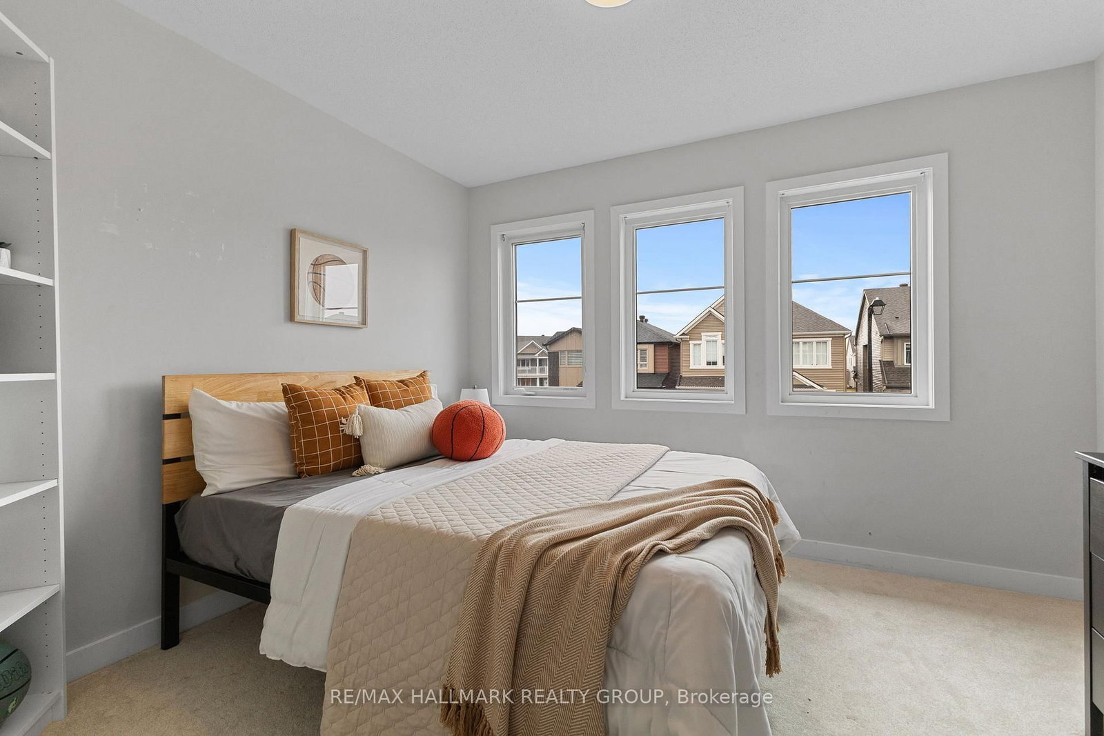 1015 Cottontail Walk • Ottawa, ON photo 21