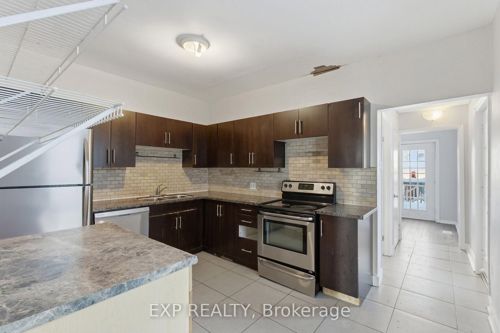 175 King Street • St. Catharines, ON photo 16