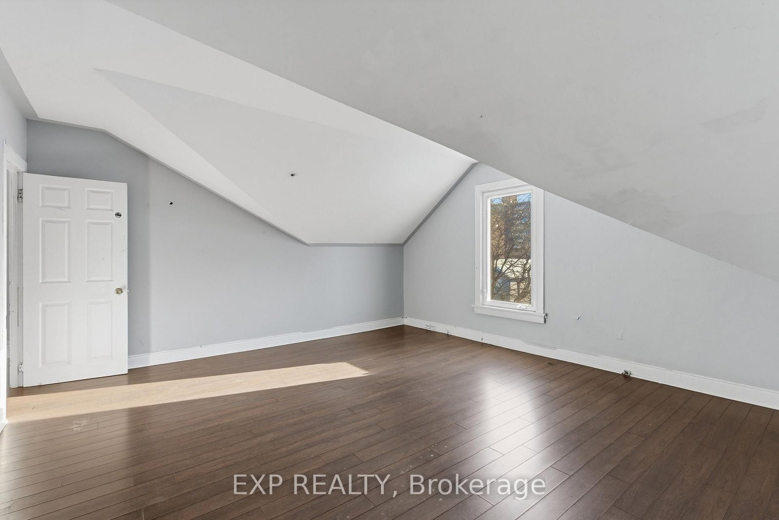 175 King Street • St. Catharines, ON photo 40