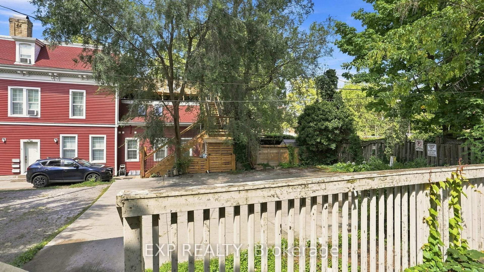 175 King Street • St. Catharines, ON photo 44