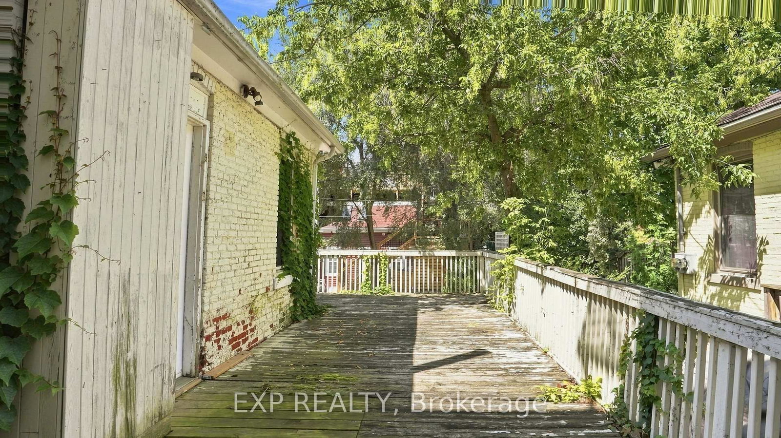 175 King Street • St. Catharines, ON photo 46