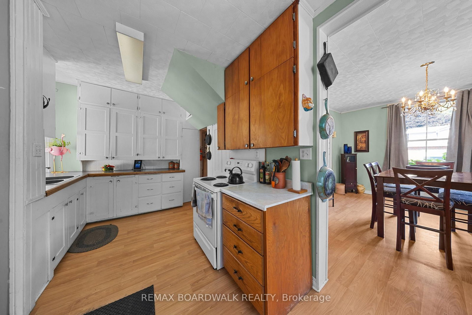 2352 Church Street • North Gower, ON photo 10