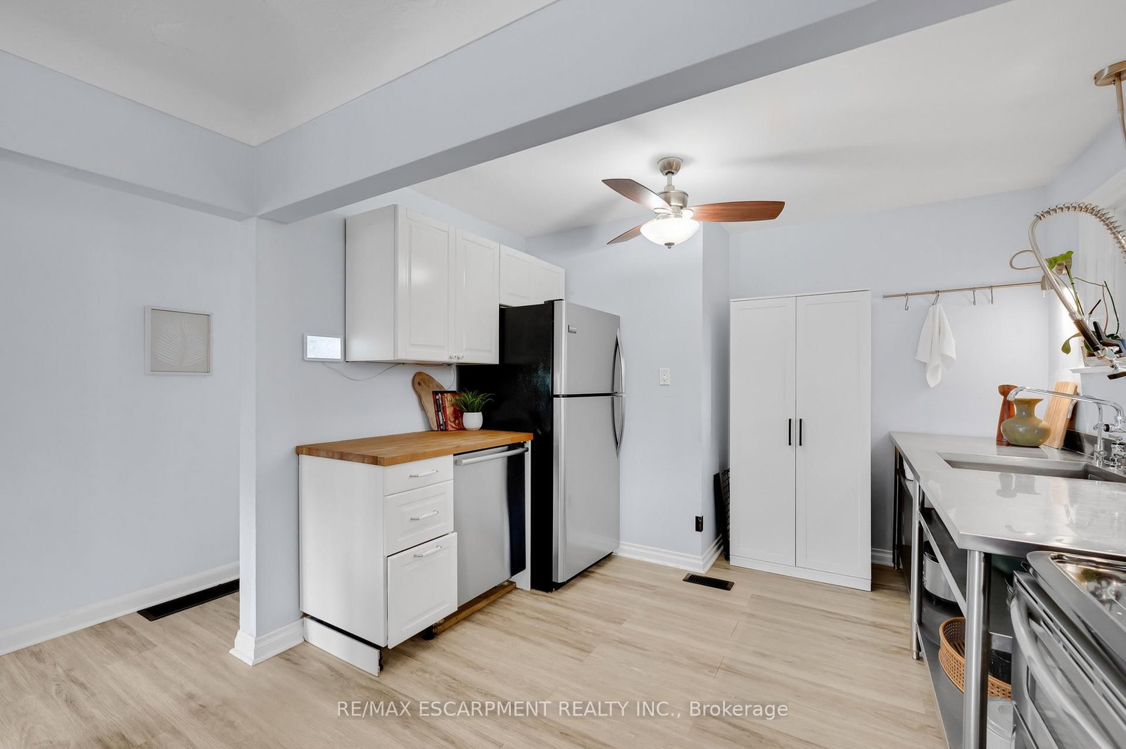 201 Terrace Drive • Hamilton, ON photo 12