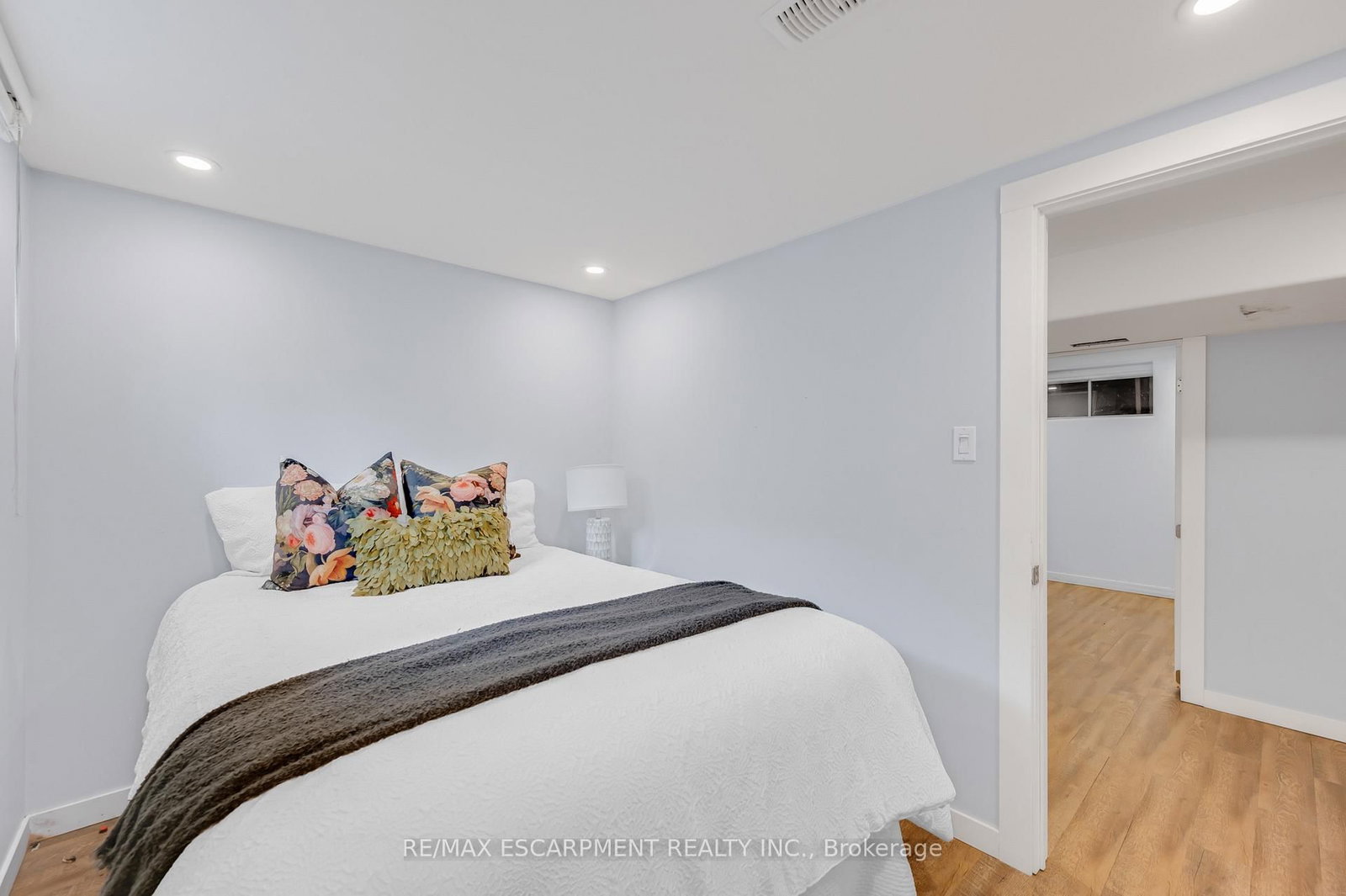 201 Terrace Drive • Hamilton, ON photo 27