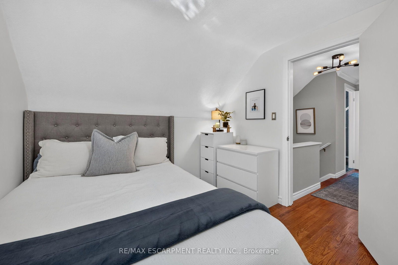 151 Hixon Road • Hamilton, ON photo 24