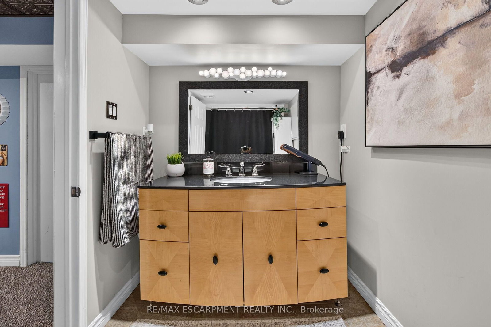 151 Hixon Road • Hamilton, ON photo 32