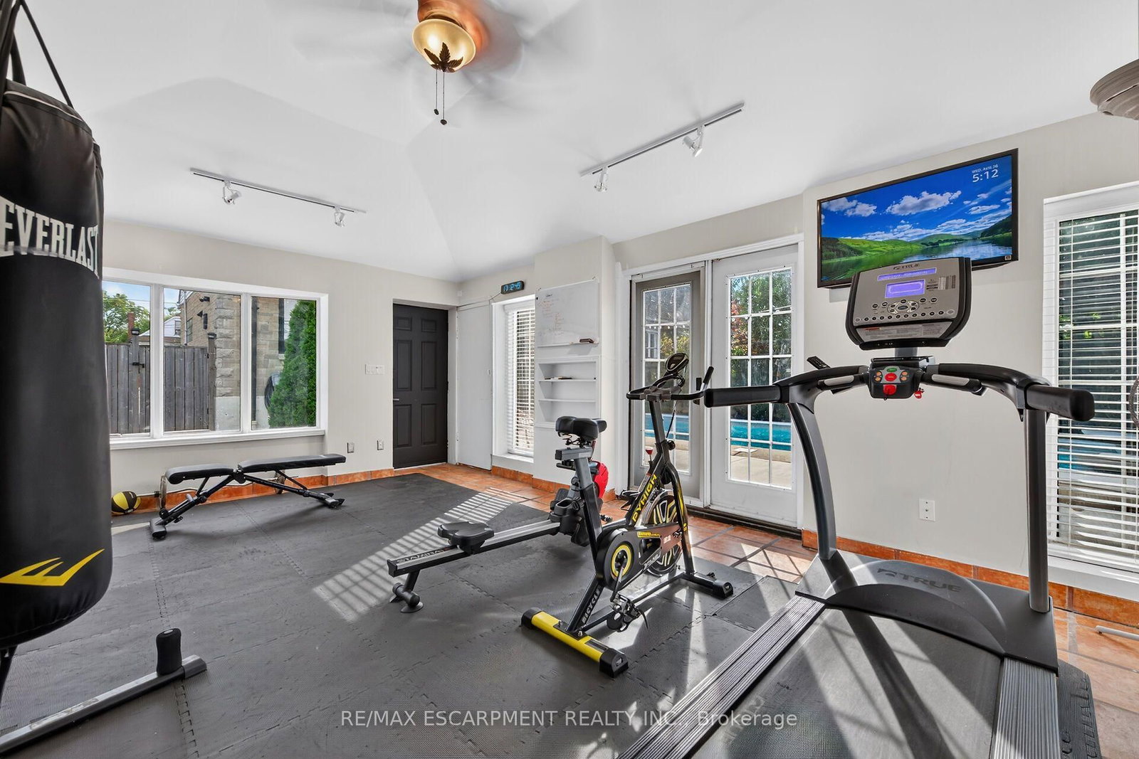 151 Hixon Road • Hamilton, ON photo 35