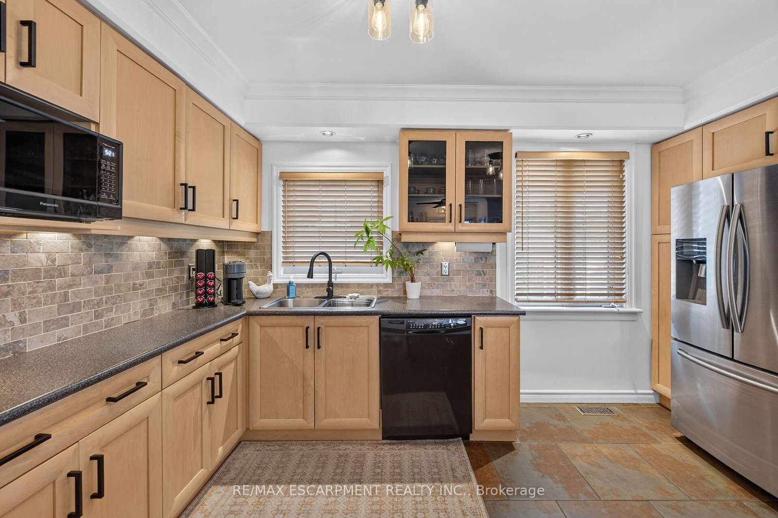 151 Hixon Road • Hamilton, ON photo 7