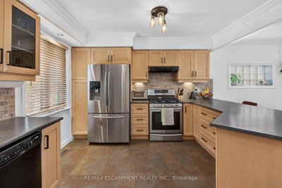 151 Hixon Road • Hamilton, ON photo 9