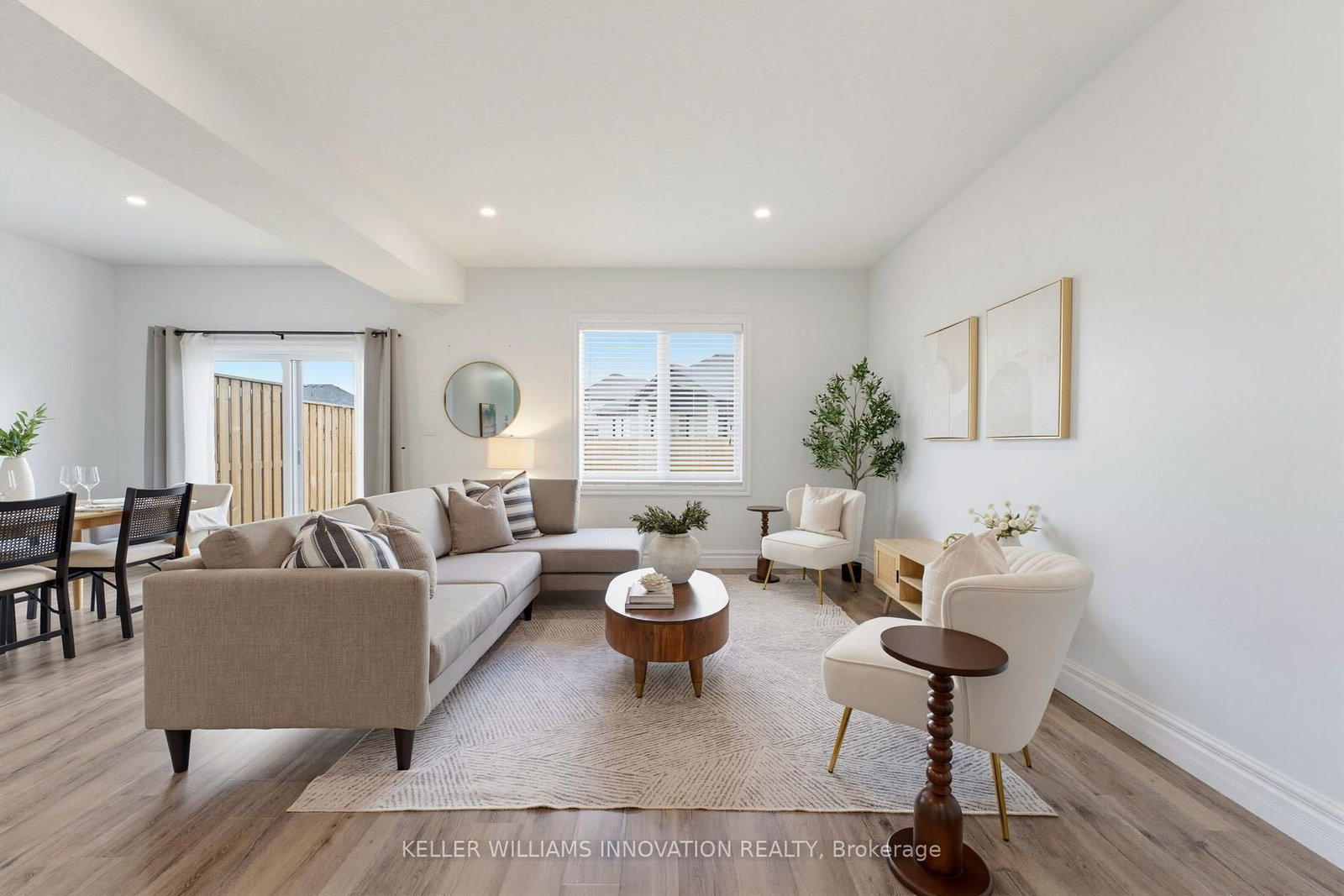 741 Hollinger Avenue S • North Perth, ON photo 3