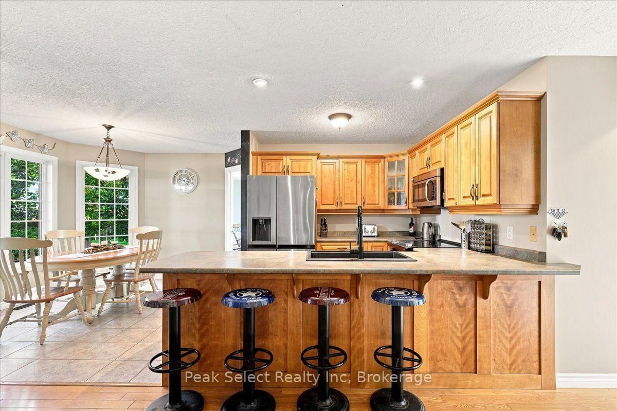 180 Ridgewood Crescent • St. Marys, ON photo 12