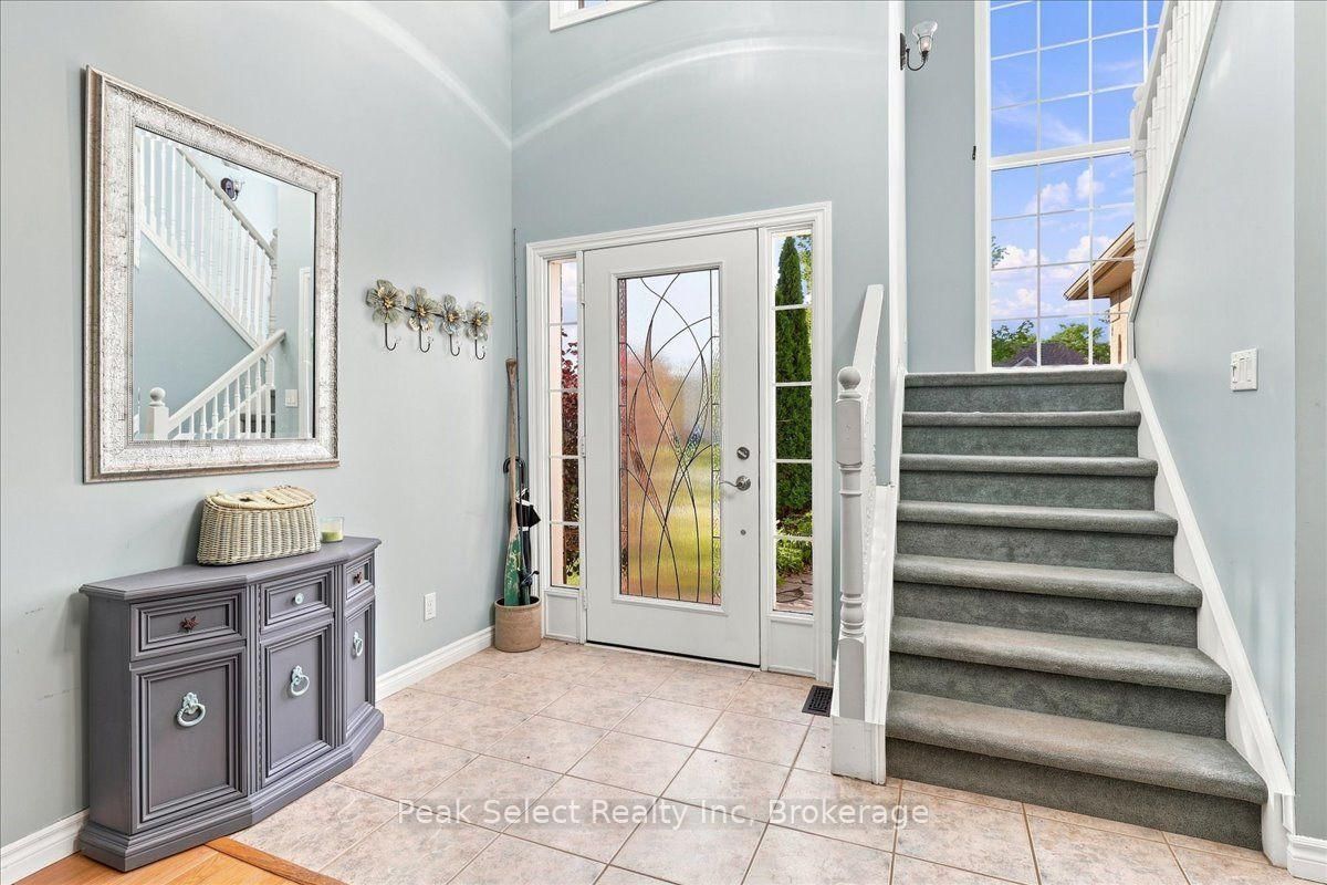 180 Ridgewood Crescent • St. Marys, ON photo 6