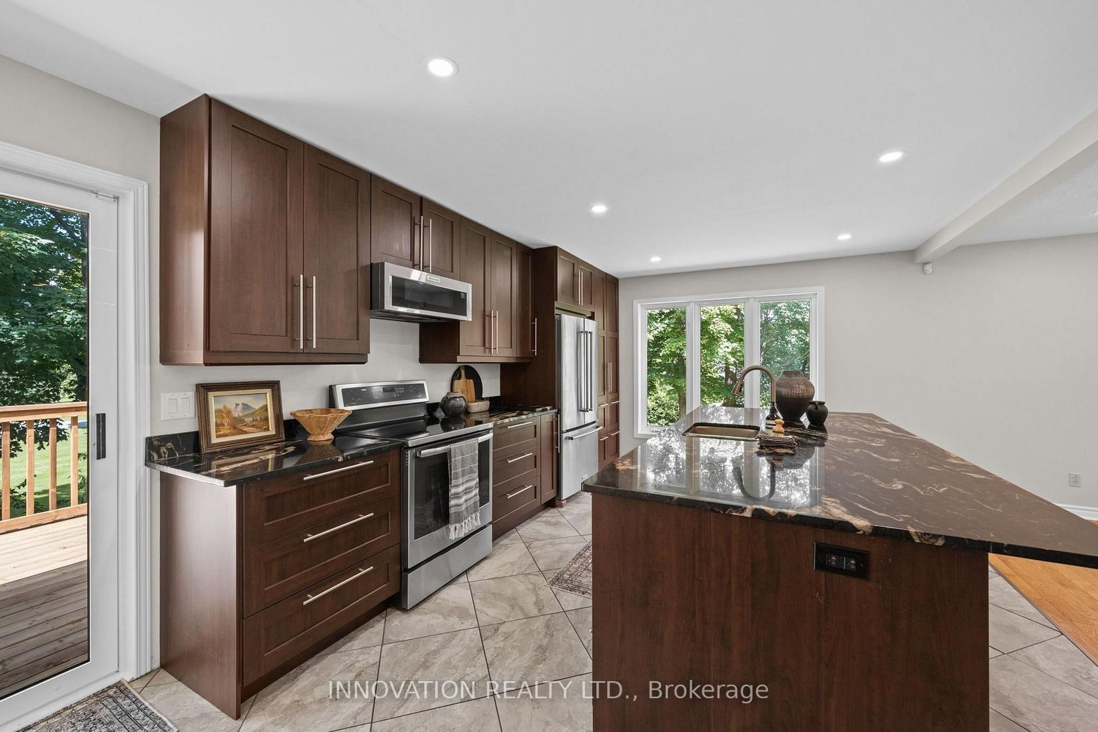 504 Thomas Street • Carleton Place, ON photo 10