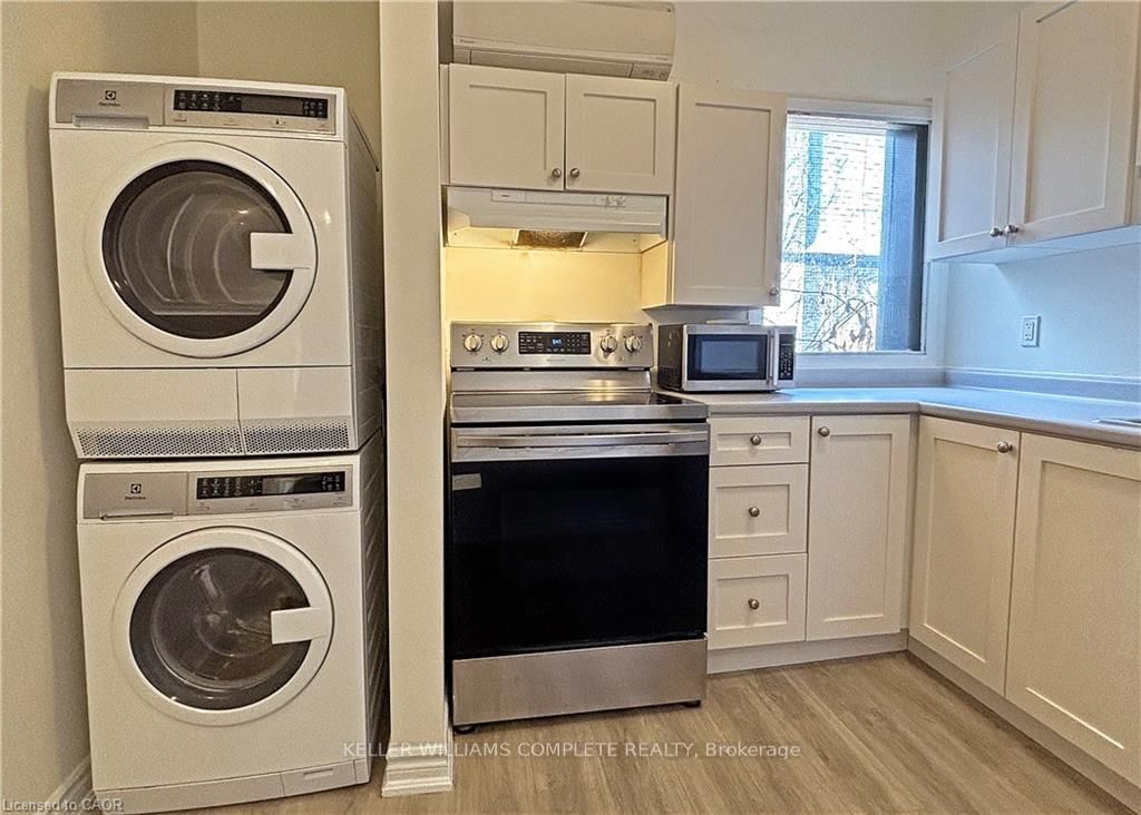 76 Wentworth Street S • Hamilton, ON photo 25