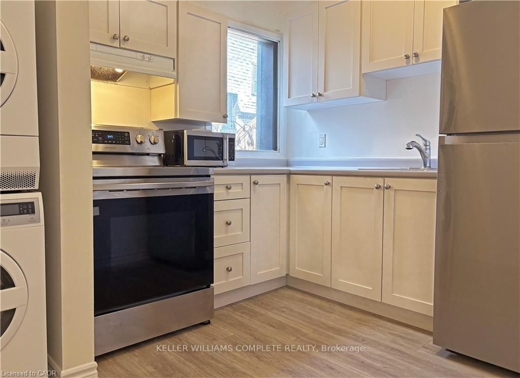 76 Wentworth Street S • Hamilton, ON photo 27