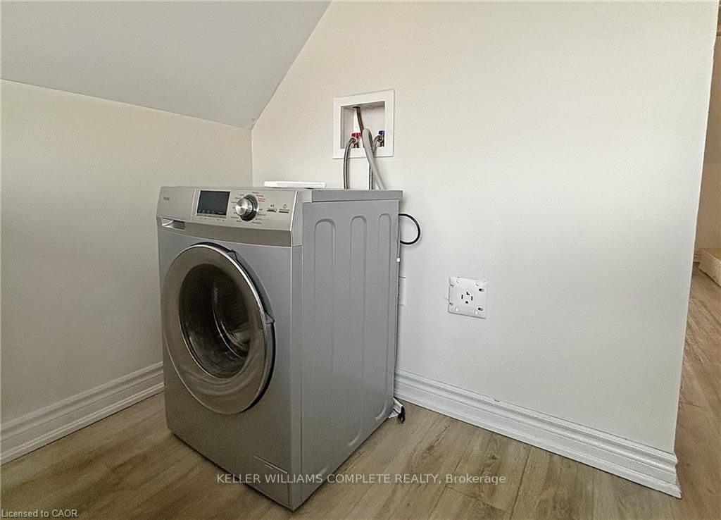 76 Wentworth Street S • Hamilton, ON photo 38