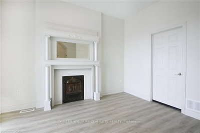 76 Wentworth Street S • Hamilton, ON photo 9