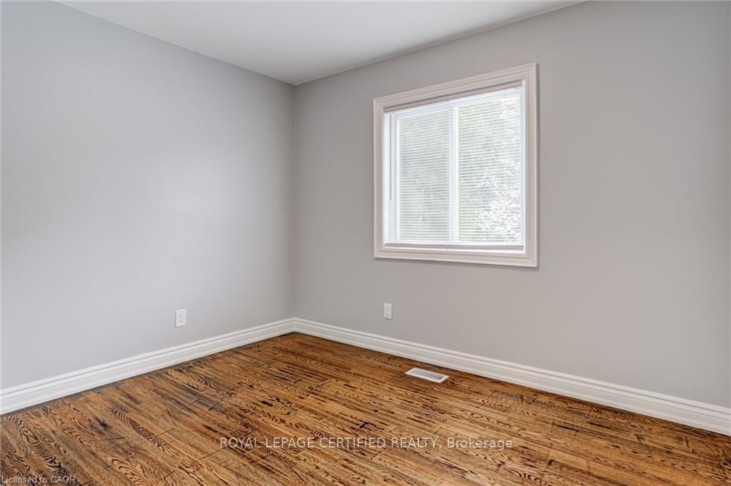 54 Duncombe Drive • Hamilton, ON photo 17