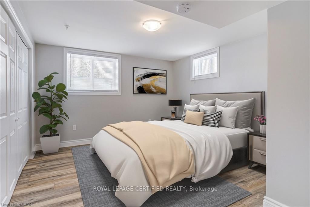 54 Duncombe Drive • Hamilton, ON photo 31