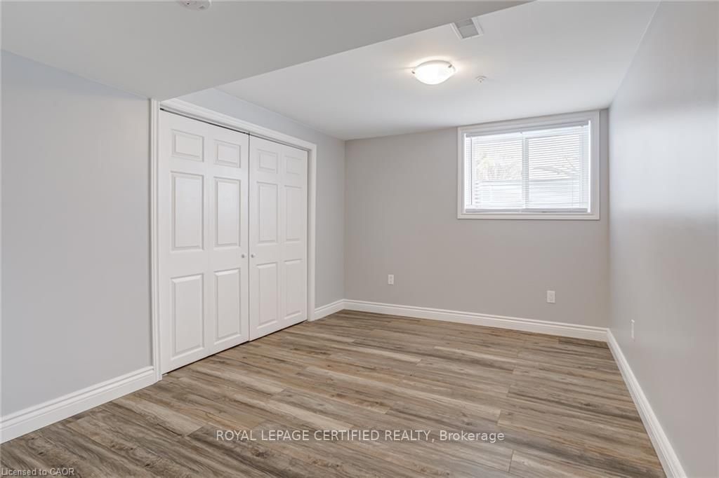 54 Duncombe Drive • Hamilton, ON photo 38