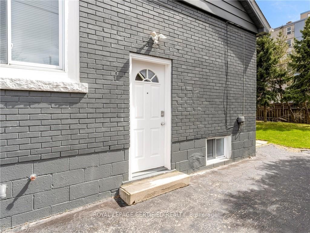 54 Duncombe Drive • Hamilton, ON photo 39
