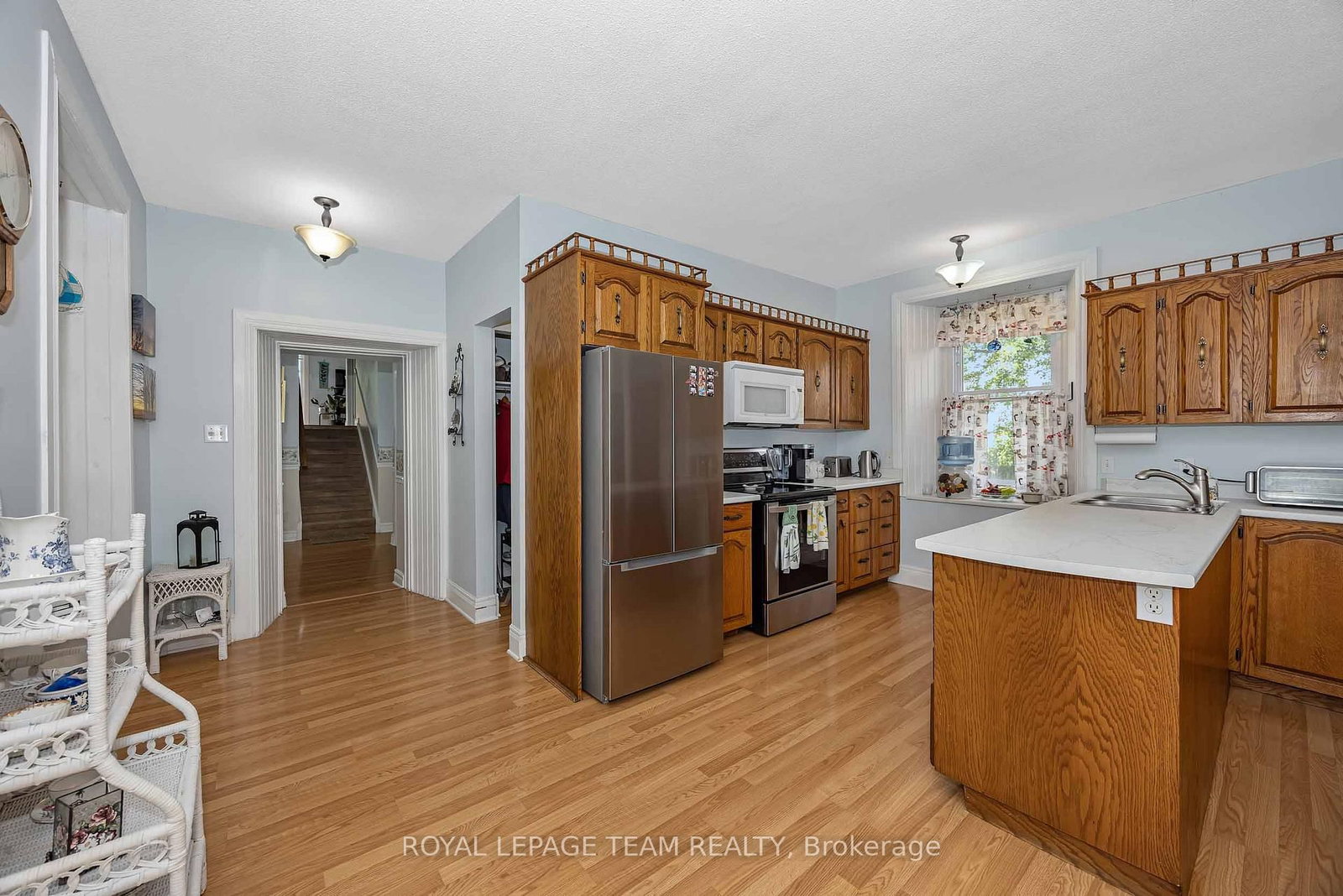 5961 Old Richmond Road • Richmond, ON photo 14