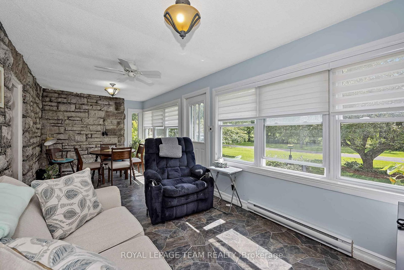 5961 Old Richmond Road • Richmond, ON photo 19