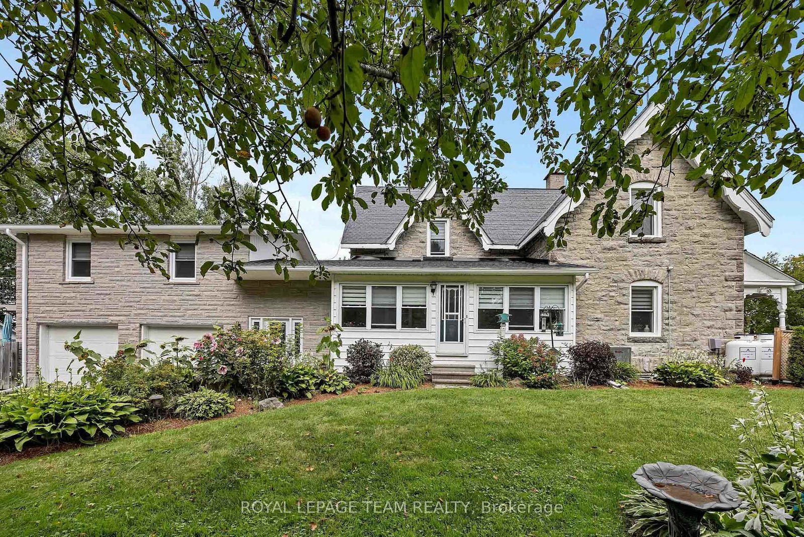 5961 Old Richmond Road • Richmond, ON photo 3
