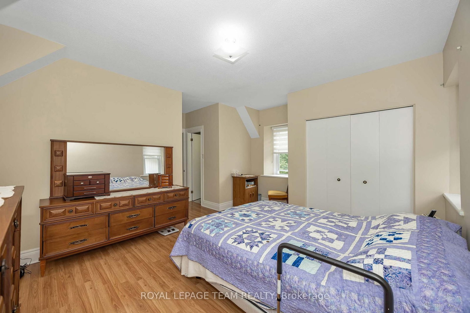 5961 Old Richmond Road • Richmond, ON photo 33