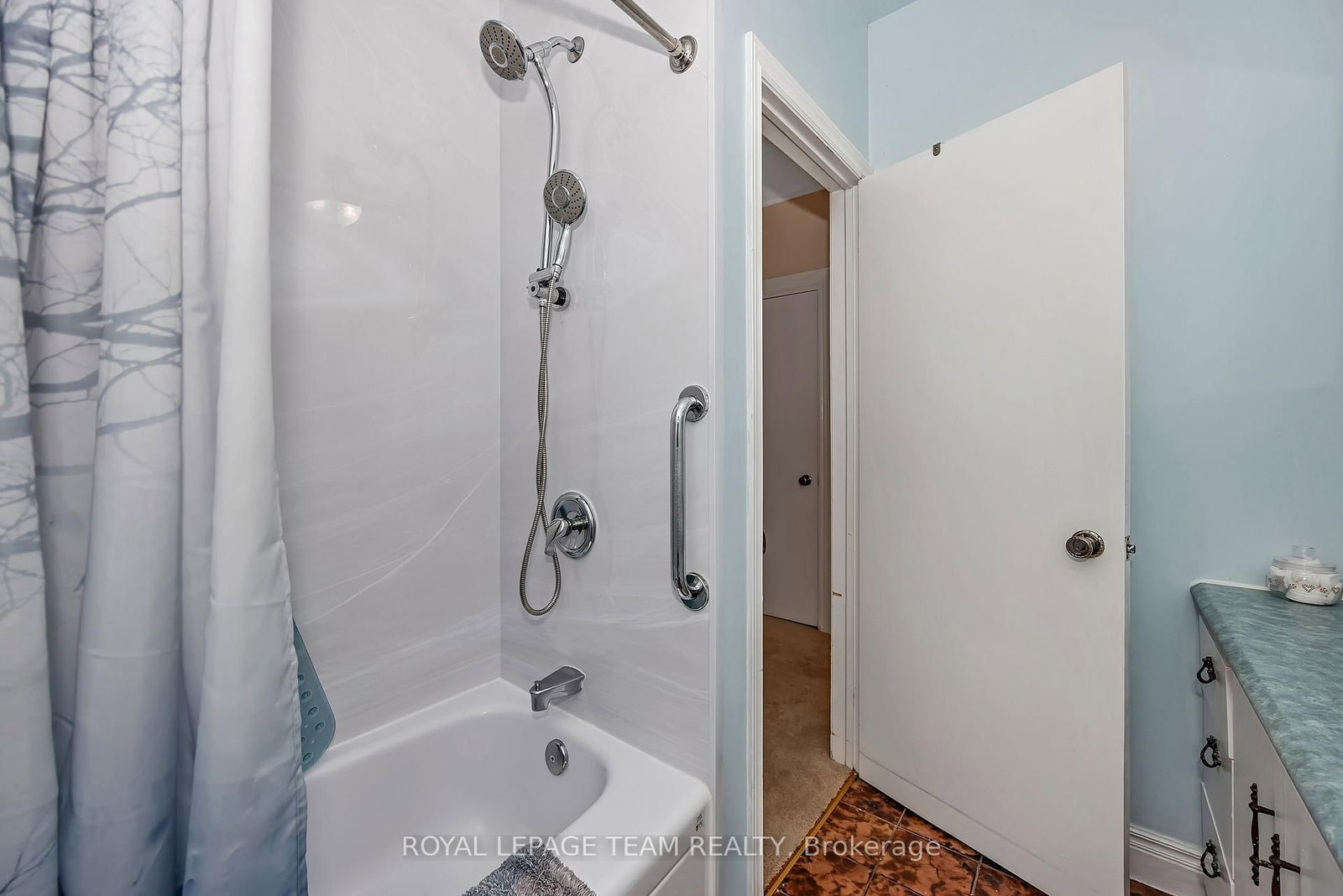 5961 Old Richmond Road • Richmond, ON photo 38