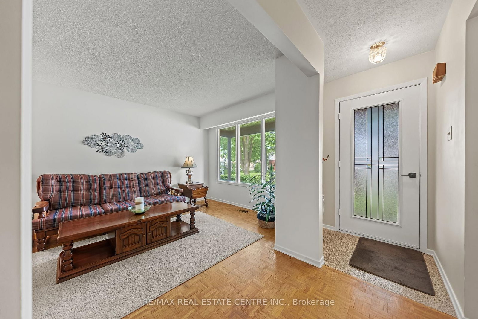 120 Arrowhead Crescent • Kitchener, ON photo 4